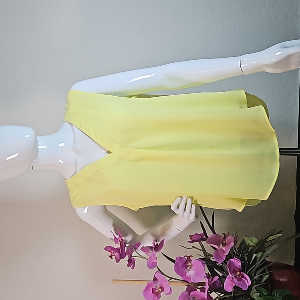 Ann Taylor Yellow Sleeveless Blouse